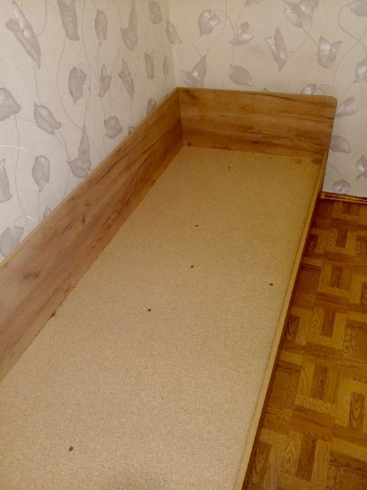 Ліжко одно спальне