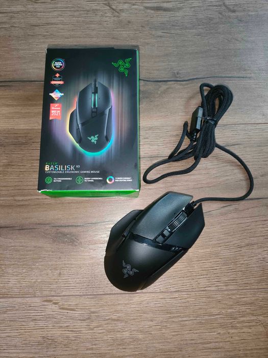 Mysz Razer Basilisk V3 - chroma RGB - HyperScroll