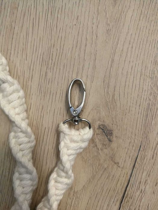 Trela em macramé
