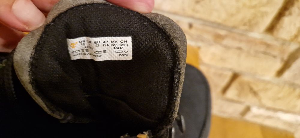 Timberland 
Model: BROOKLYN MID HIKER TB