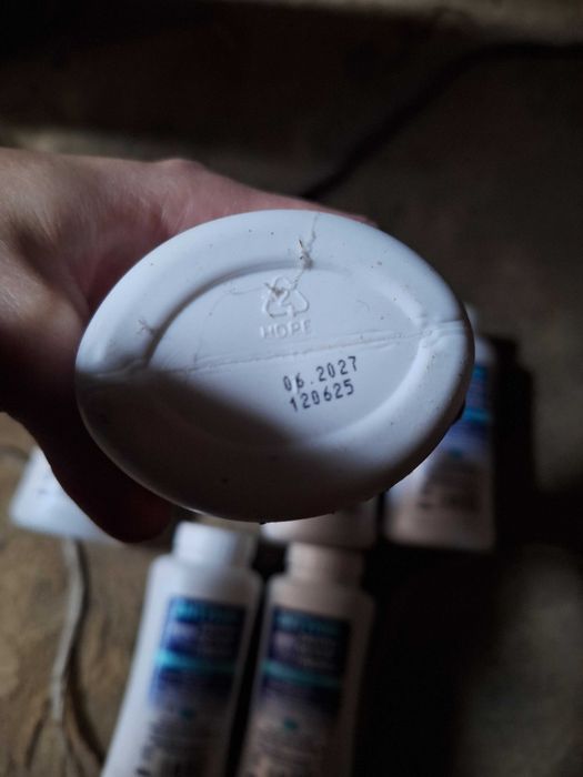 zasypki do stóp antymik