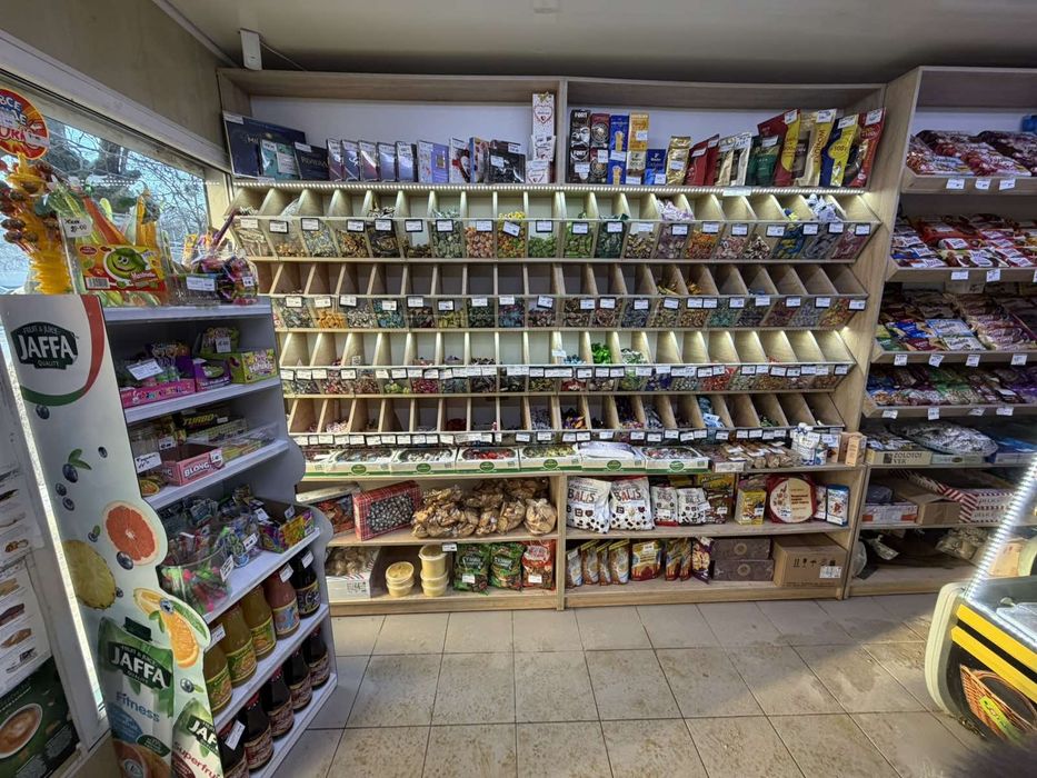 Торговое оборудование под кондитерку