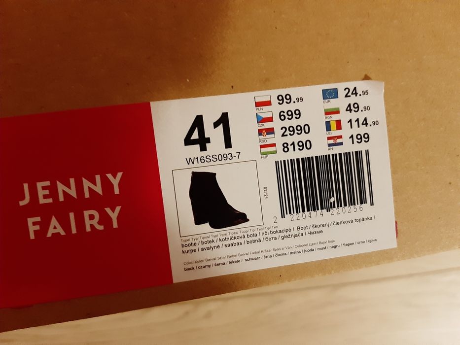 Czarne botki CCC JENNY FAIRY 41