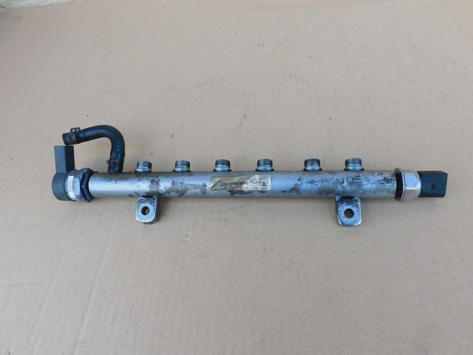 Listwa wtryskowa paliwa czujnik regulator VW Crafter 2.5 TDI 076130093V245