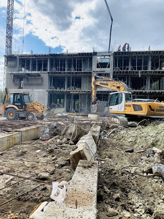 Демонтаж та знесення споруд під ключ | Оренда екскаватора| Гідромолота