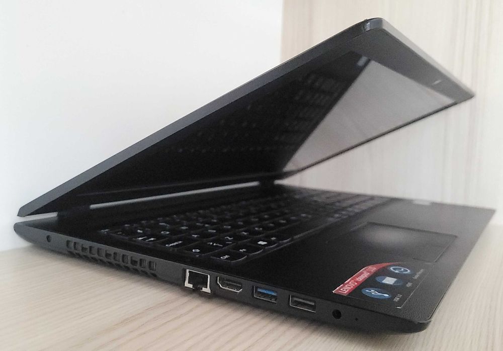Laptop Lenovo IdeaPad 110 - Intel i5/8GB RAM/240GB SSD/DO PRACY NAUKI