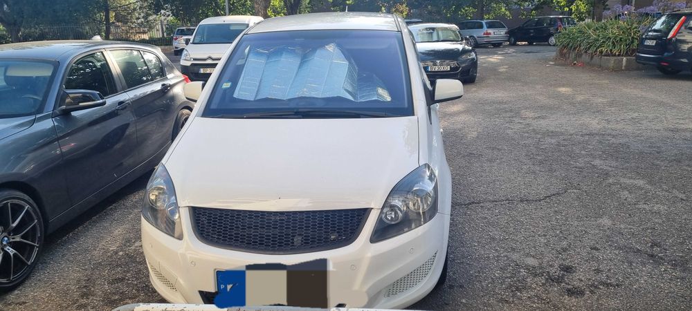 Opel zafira carrinha tem 302.000 km, mas tem a manutenção crucial toda feita em 2025/2026 (comprovável). Não precisa de gastar 1€ em oficinas."