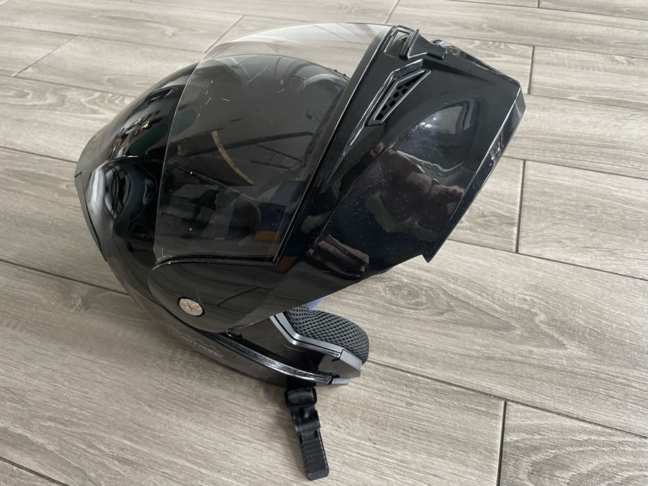 Kask szczekowy  L interkom prawie nowy  getnoog