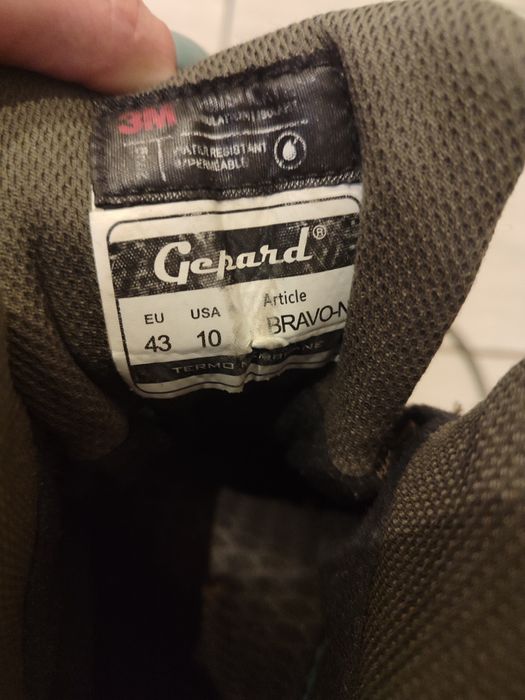 Продам берці 43 р