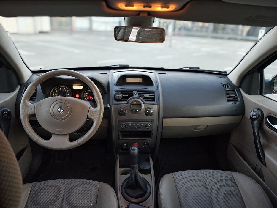 Renault Megane 2 рестайлінг офіціал