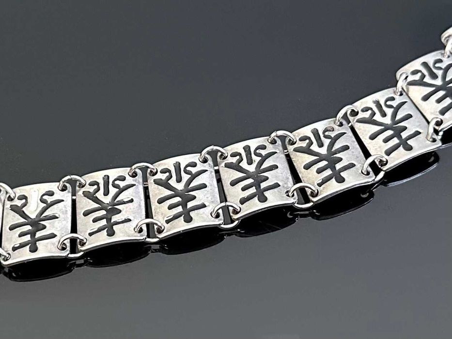 Подарунок - Браслет на зап’ясток у східному стилі.