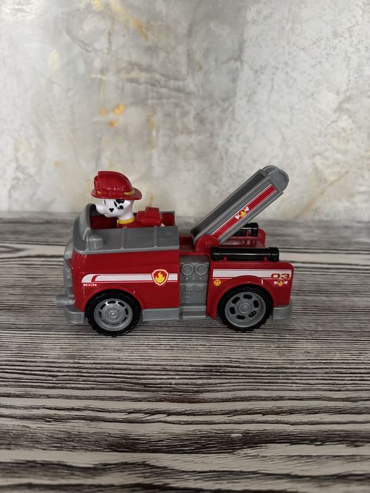 Psi Patrol Marshall Wóz Strażacki Pojazd + Figurka