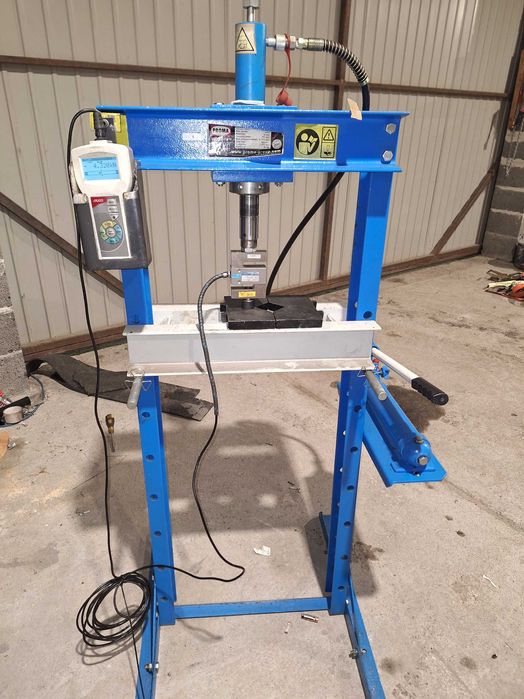 PRASA 12T HYDRAULICZNA z manometrem 12000kg Proma