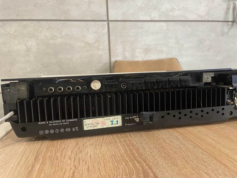 Gramofon Bang Olufsen Beocnter  7700  ze Szwecji Zapraszam