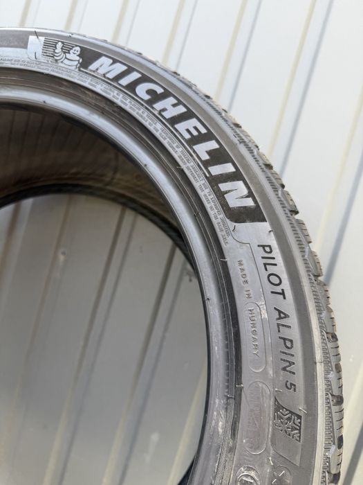 Шини Резина Зима Демо 265/40 R19 102V Michelin Pilot Alpin 5