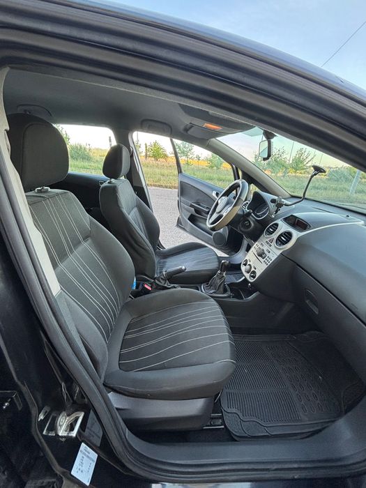 Opel Corsa — fotografia 8
