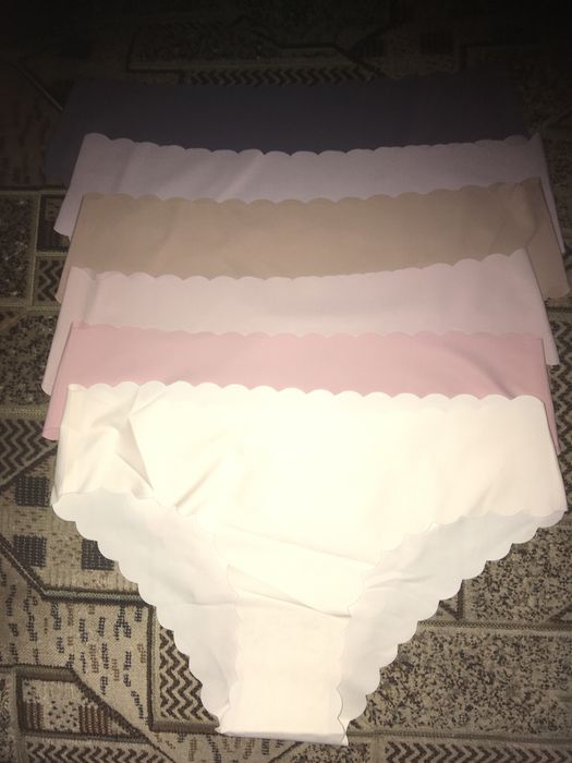 Еластичні жіночі трусики( 6 штук)