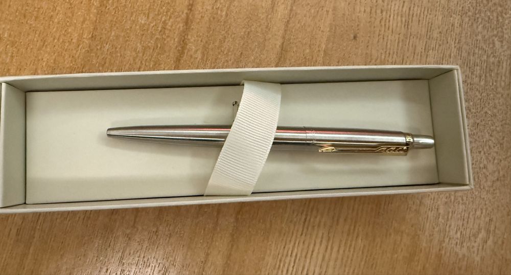 Новая ручка parker ballpoint
