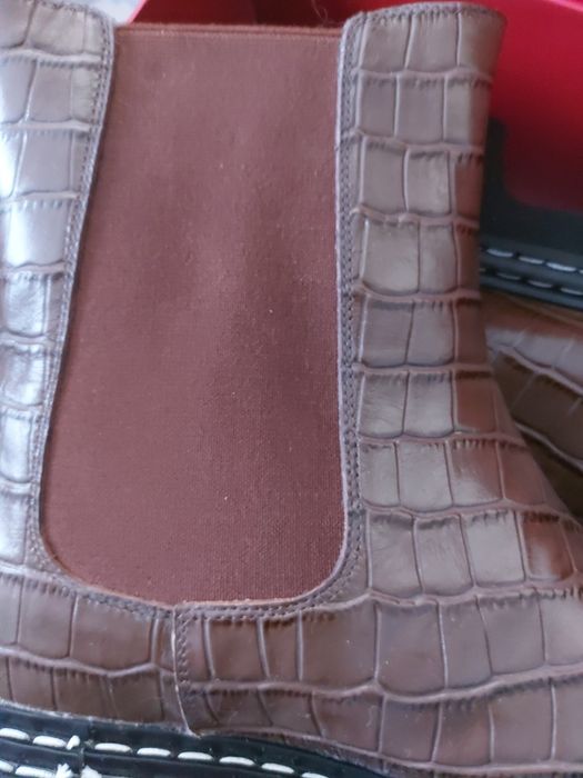 Шкіряні демісезонні ботінки