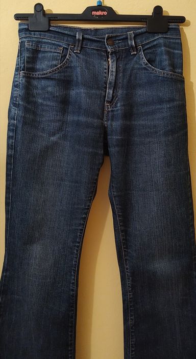 Spodnie jeansowe damskie Levi's, dzwony, rozm. 38/M, vintage