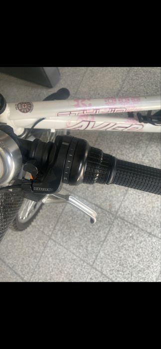 Sprzedam rower dla dziewczynki koła 26 cali