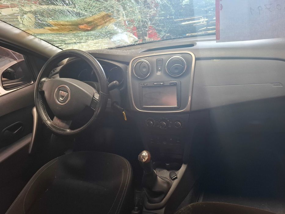 Dacia Sandero 1.5 gasoleo 2015 Salvado