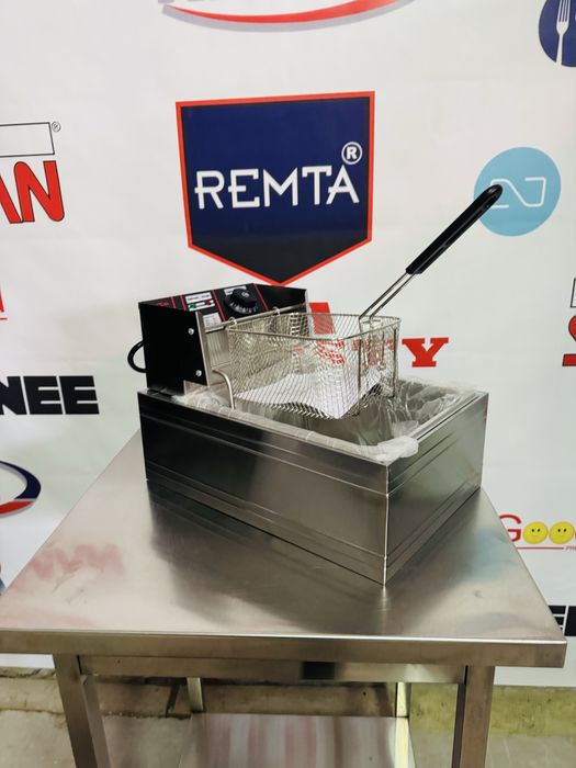 Фритюрниця Професійна  Обєм 6 Літрів Нова!