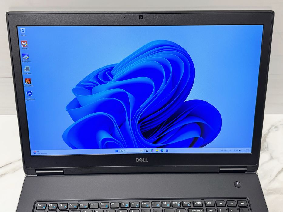 Dell Precision 7730 17.3" FHD IPS|i7-8750H|32GB|512SSD|P4200