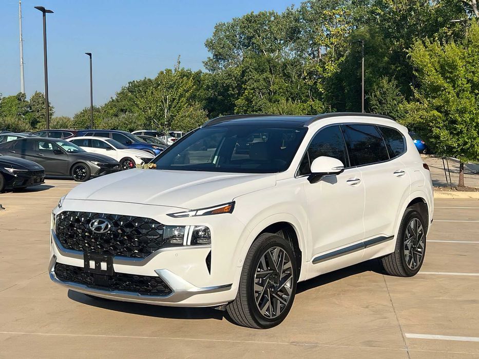 Hyundai Santa Fe Calligraphy      2023