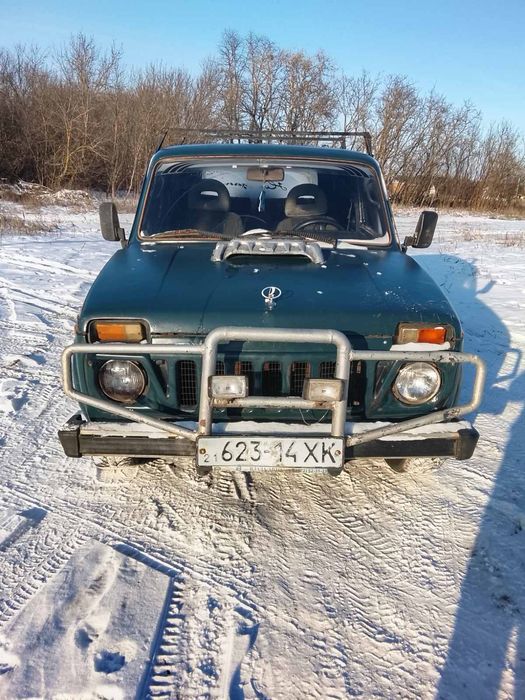 Продам боевую ниву на ходу