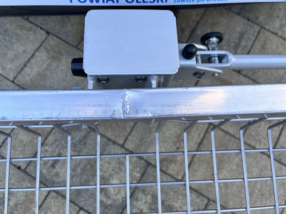Kosz na hak do transportu zwierzyny