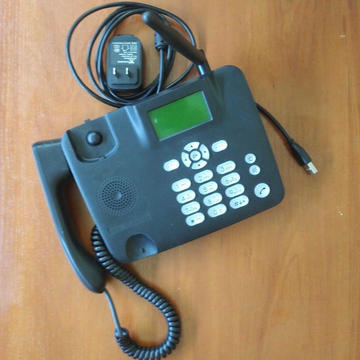 стационарный беспроводной телефон F202 - модель концерна Huawei