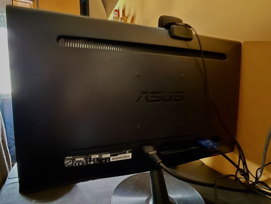 MONITOR ASUS VS228DE 21,5" FULL HD - Excelente estado