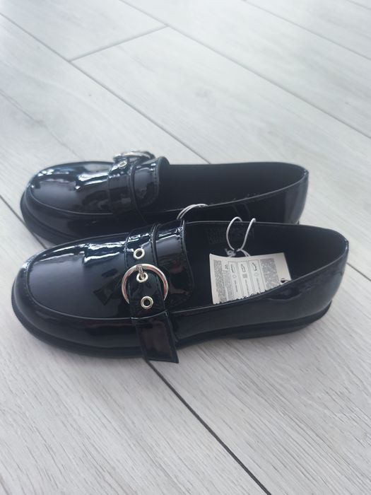 Sprzedam mokasyny Reserved 36