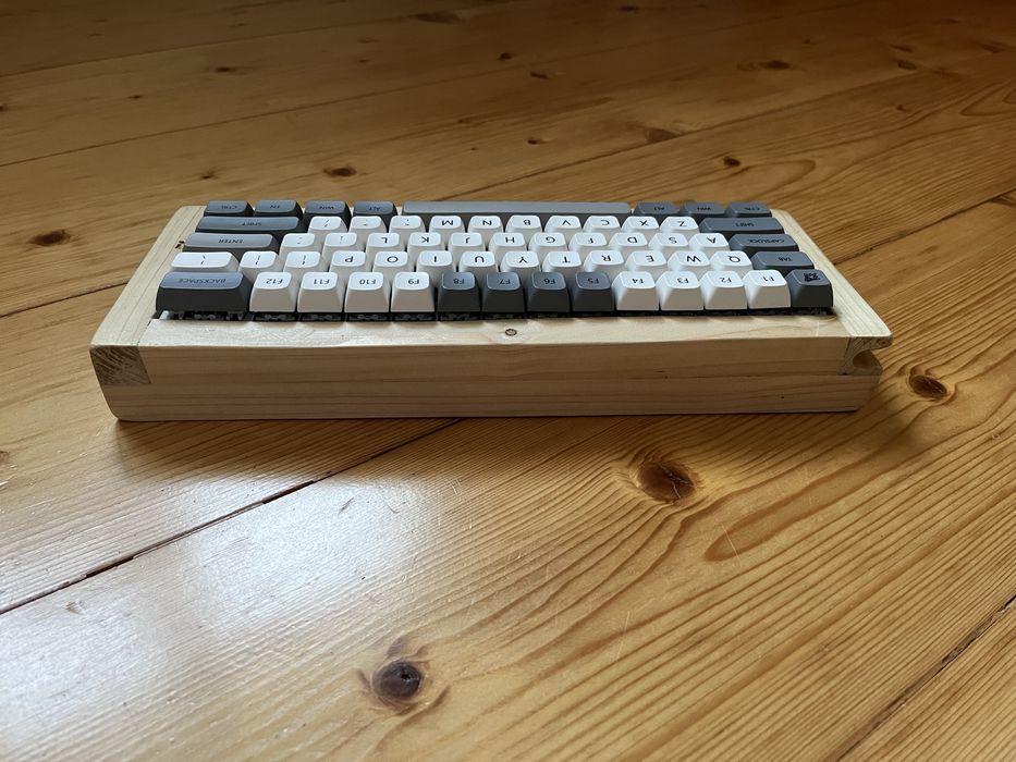 Drewniana klawiatura Redragon Draconic K530