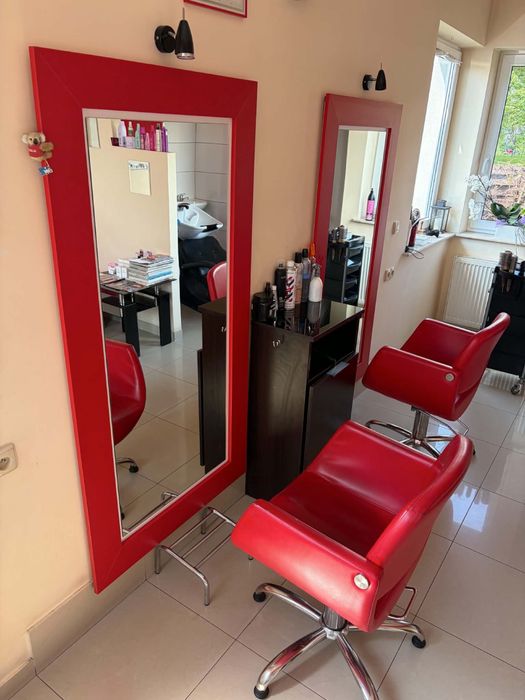Meble do salonu fryzjerskiego  sofa lustra fotel