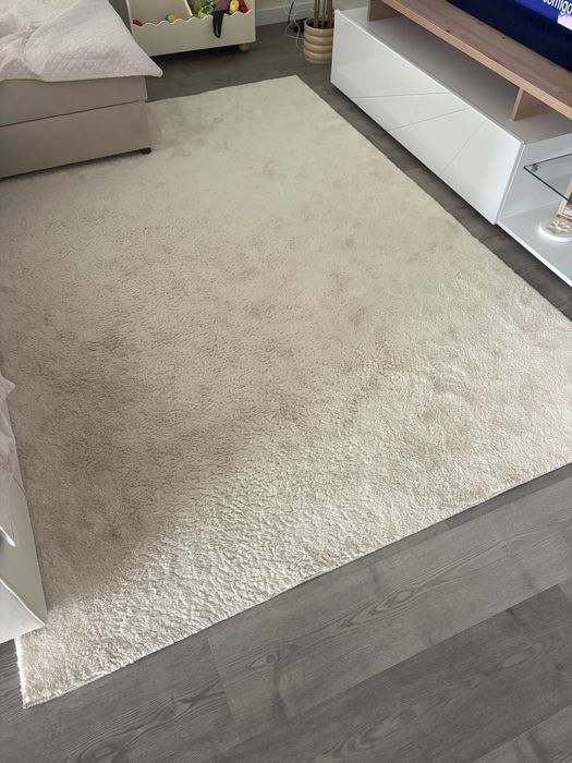 Duas carpetes para Sala estar / jantar