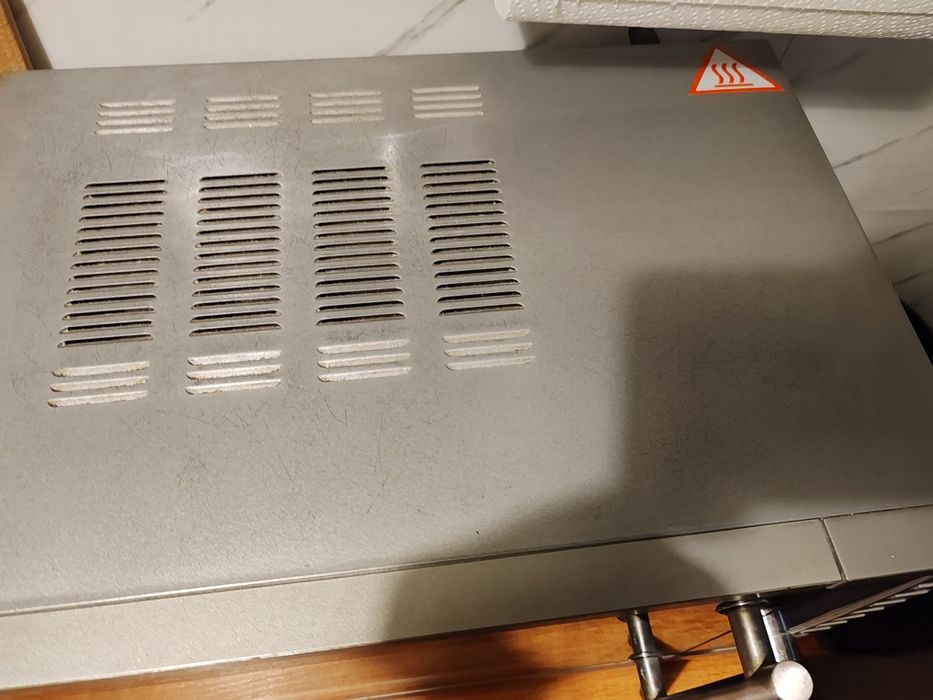 Kuchenka mikrofalowa LIFETEC MD12801 kompletna z talerzem