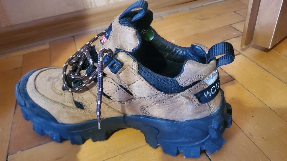 Продам ботинки фірми Woodland 39 розмір