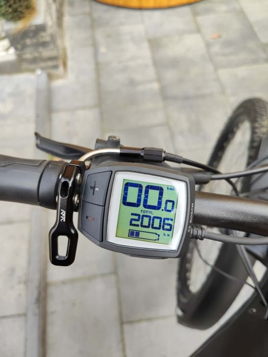 Rower elektryczny Cube pro Bosch Cx 625