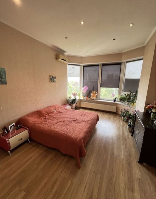 ПГТ Таирово район Сухого лимана Дом 240 м   +6 сот .15 мин от Одессы