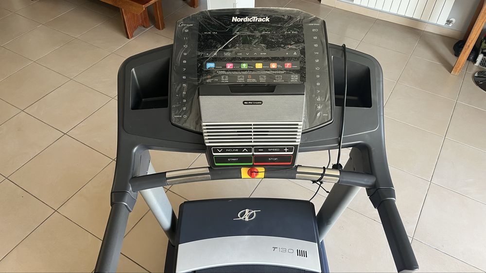 Passadeira de Corrida NordicTrack T13.0 QuadFlex – Como Nova / Pouco Uso