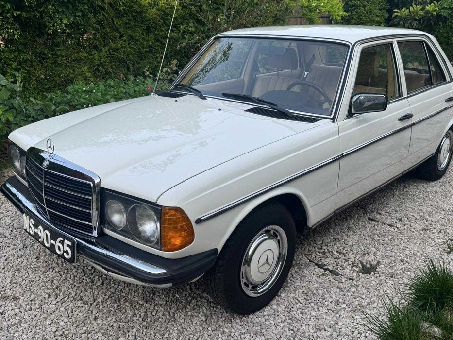 Mercedes-Benz W123