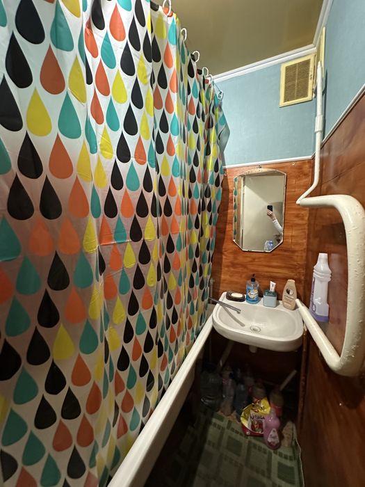 Квартира подобово!зайнята до березня