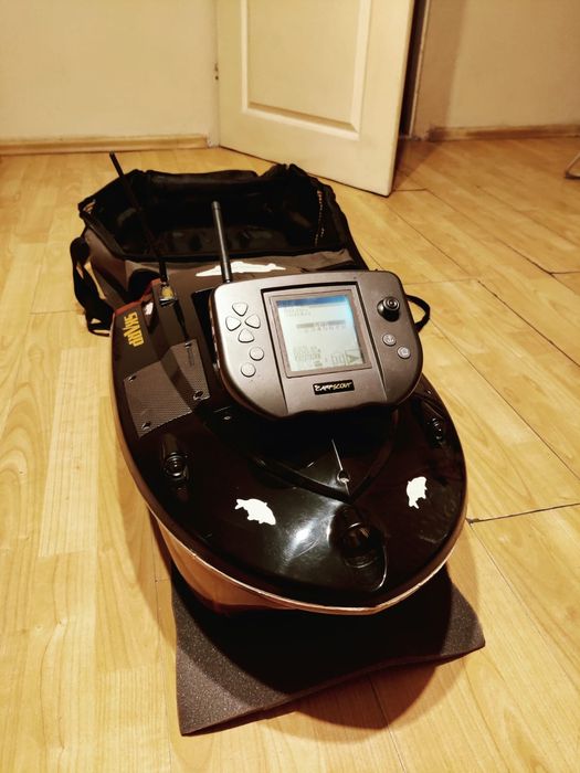 Skarp łódka zanętowa