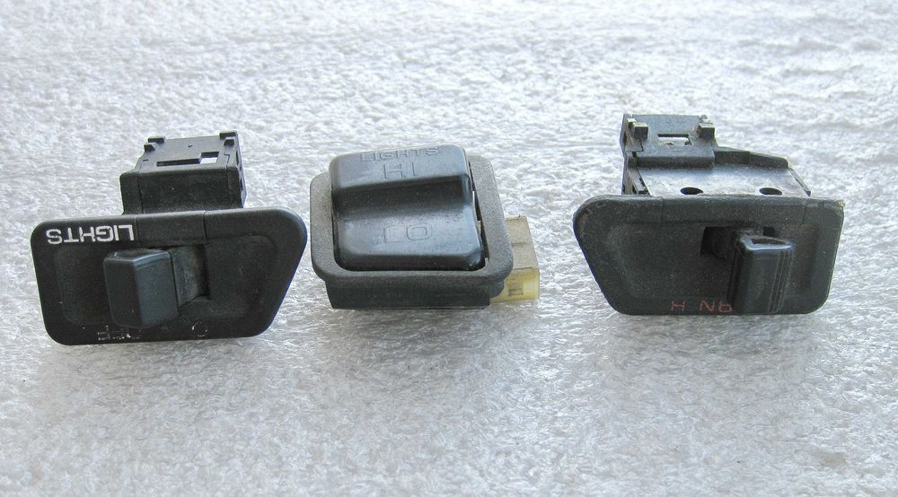 Комплект переключателей:  свет сигнал повороты Honda lead AF20 -HF05