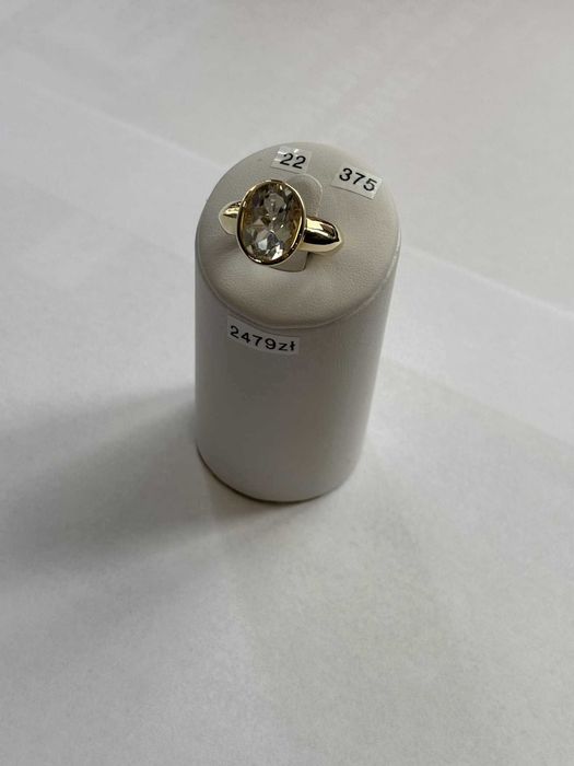 Pierścionek złoty 585-Piekny