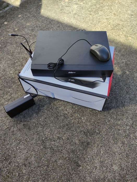 Kit câmaras com DVR Alhua