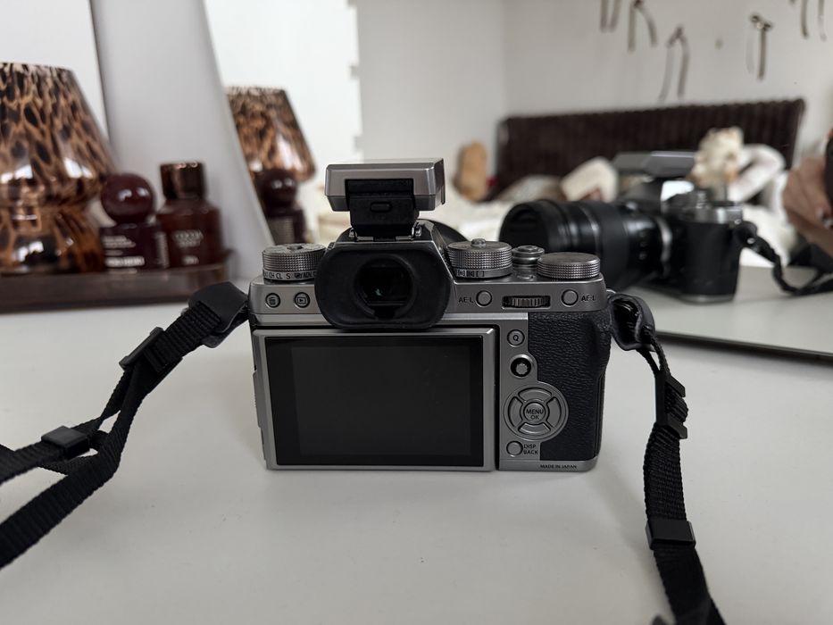 Aparat Fujifilm x-t2 +obiektyw Fujinon XF 16-55 mm+ dodatki