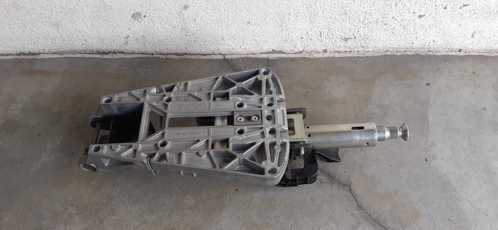 Coluna direção Mercedes C220 de 2012